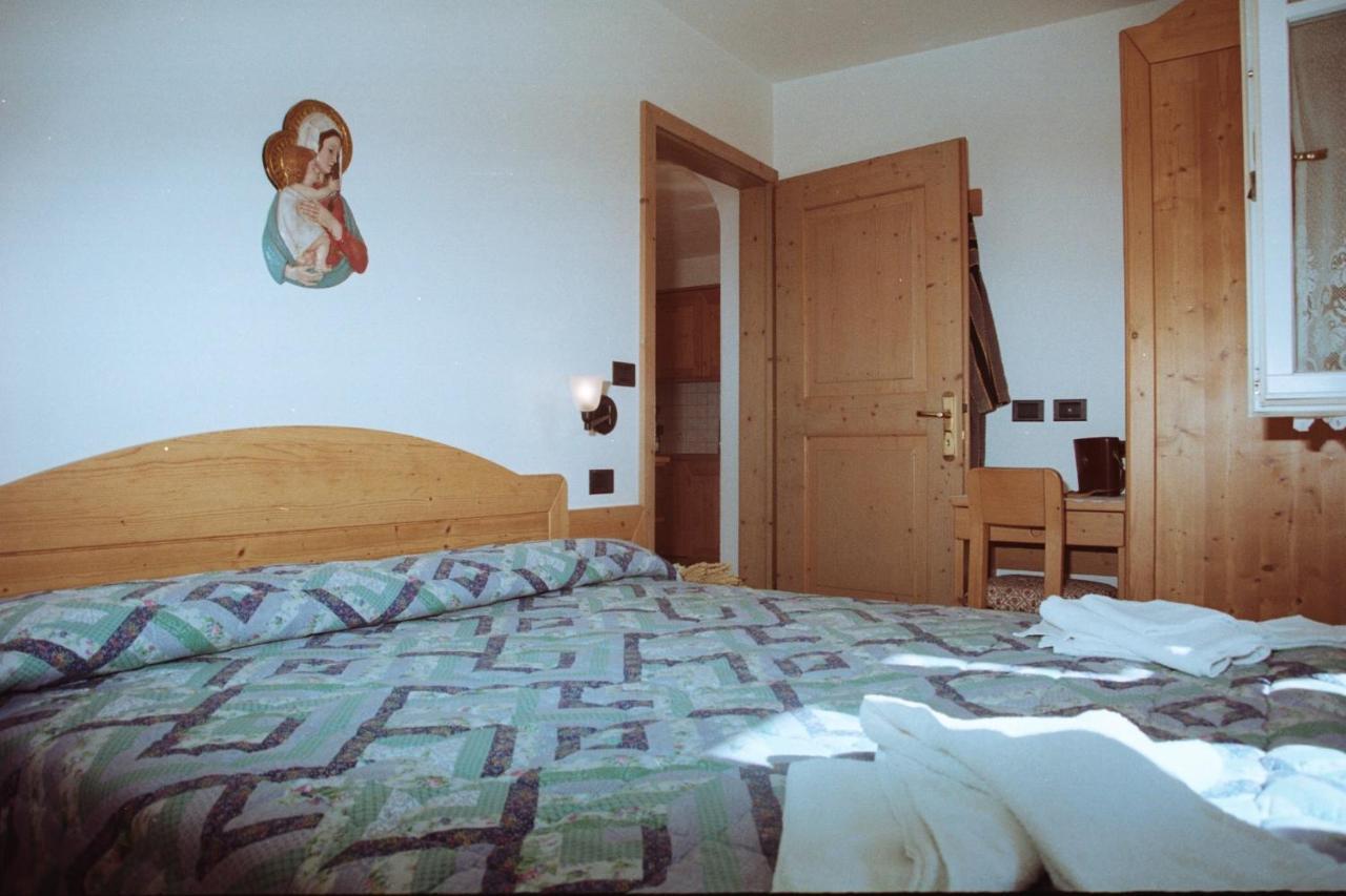 Residence Holiday Поцца-ді-Фасса Екстер'єр фото