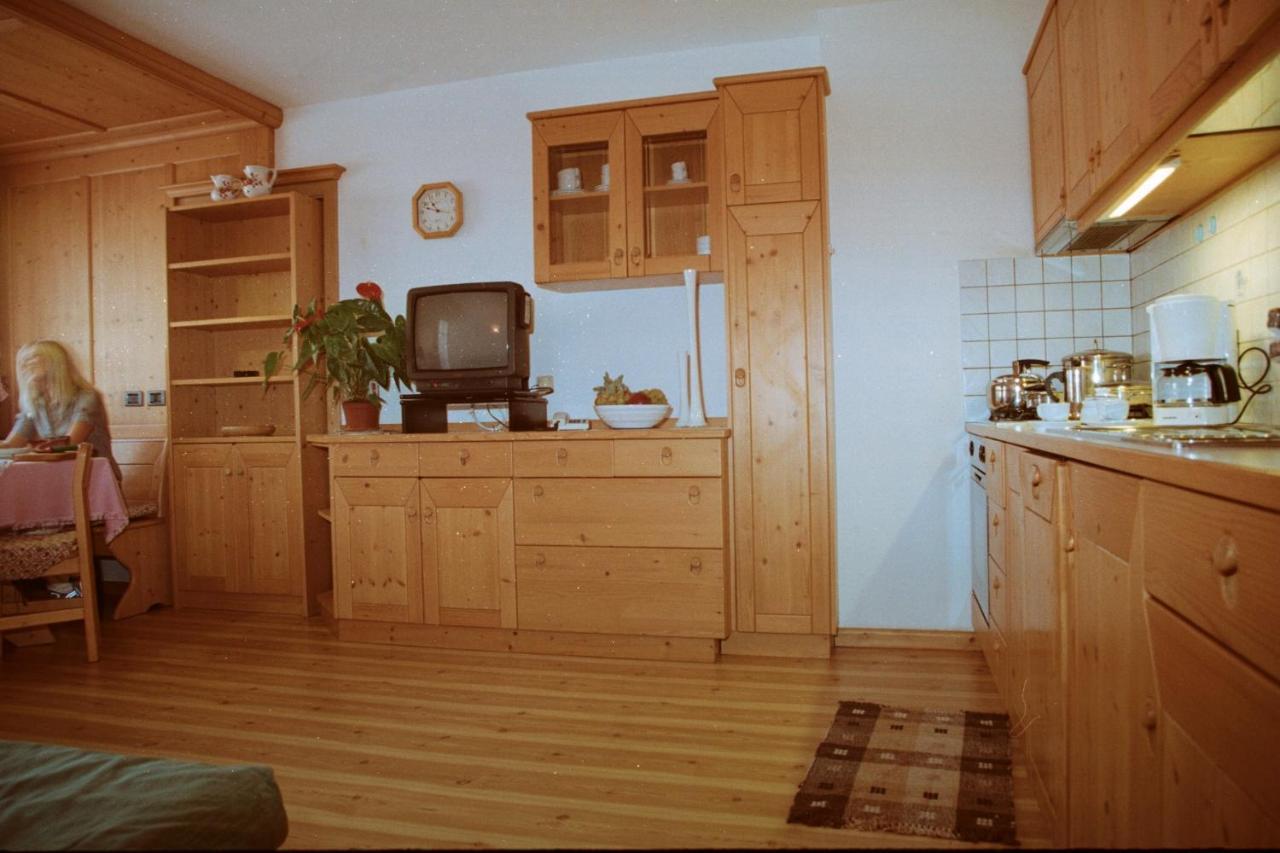 Residence Holiday Поцца-ді-Фасса Екстер'єр фото
