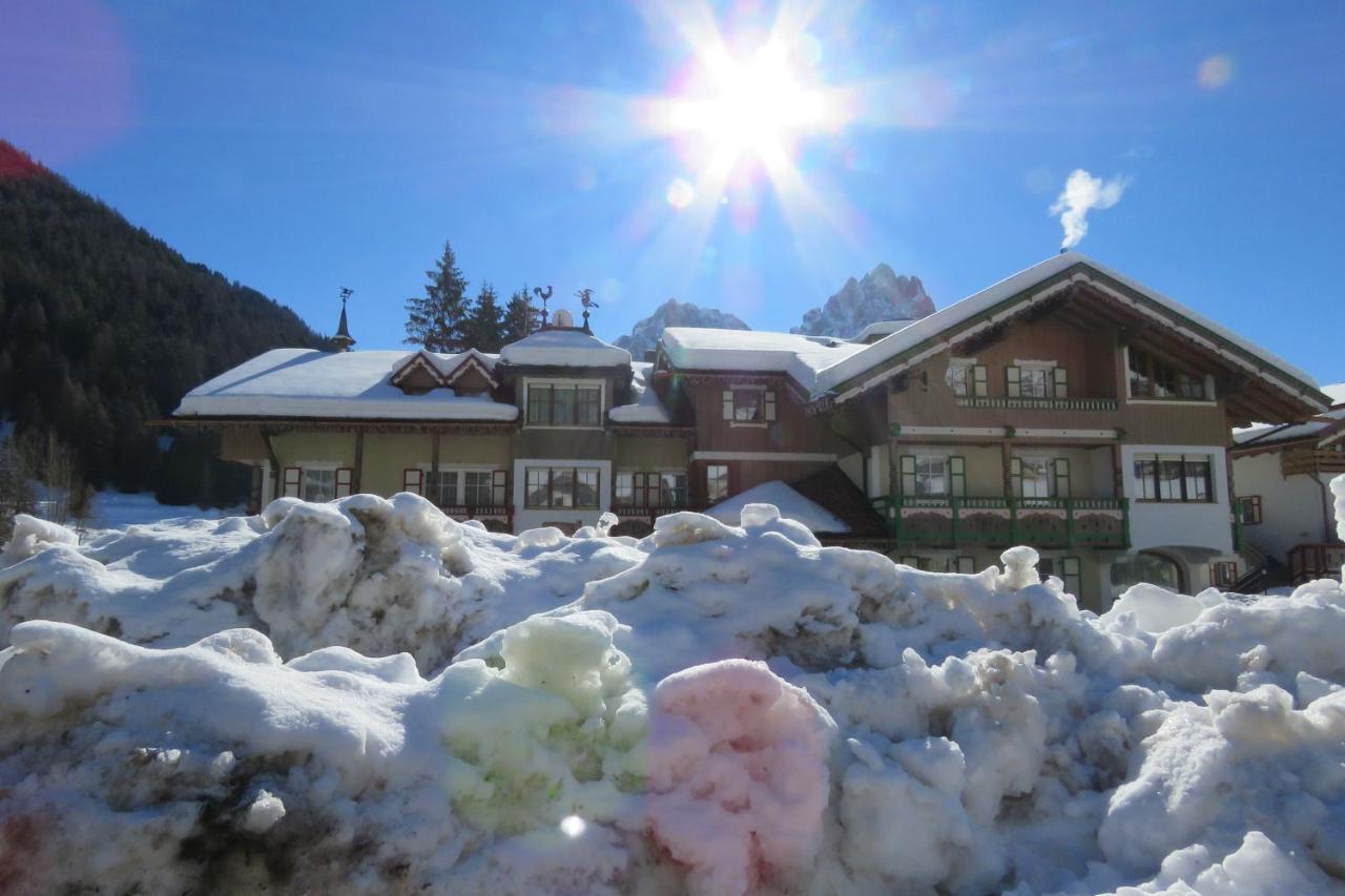 Residence Holiday Поцца-ді-Фасса Екстер'єр фото