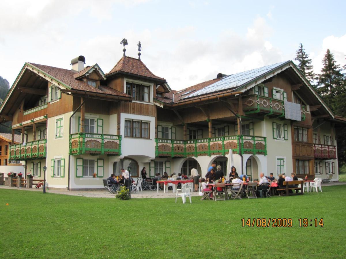 Residence Holiday Поцца-ді-Фасса Екстер'єр фото