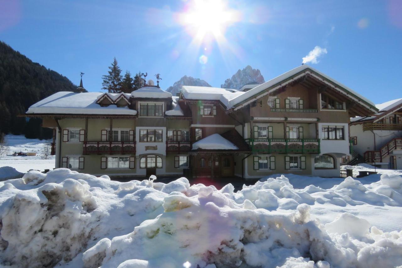 Residence Holiday Поцца-ді-Фасса Екстер'єр фото